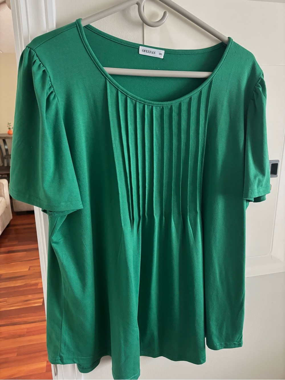 Oferfan Women's Green Pleated Front Short Sleeve Top